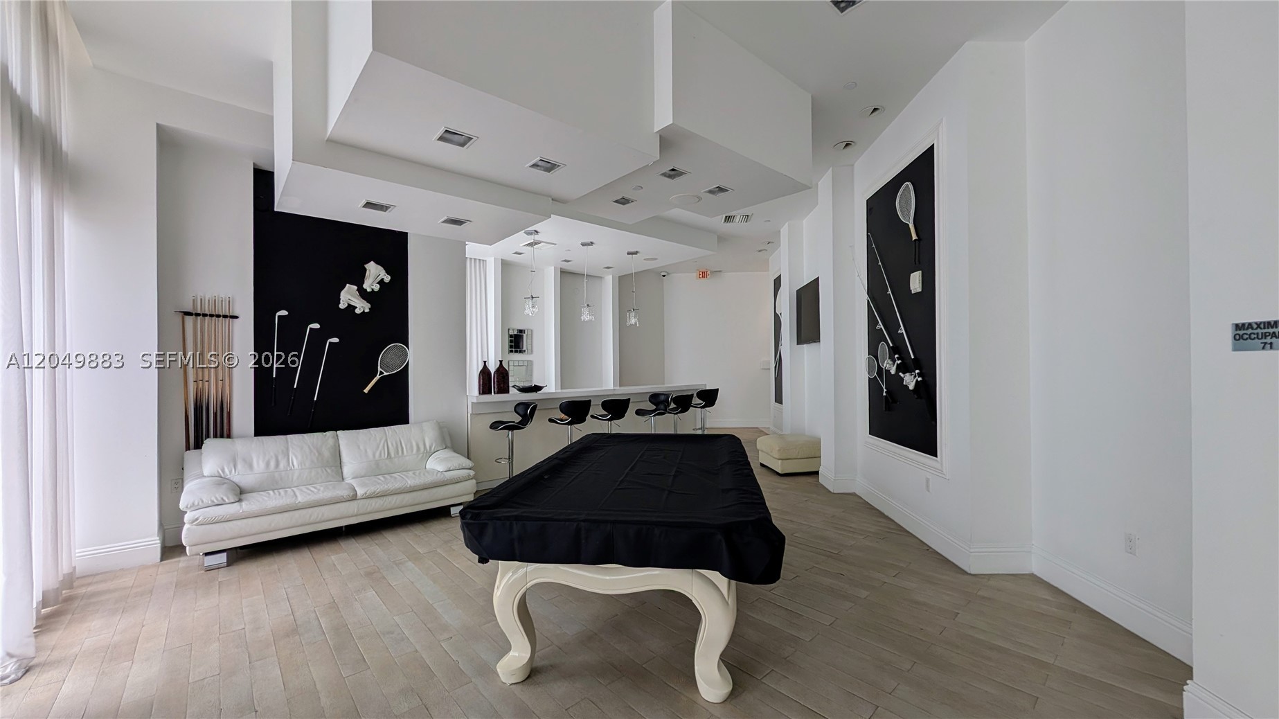 350 S Miami Ave #704, Miami FL 33130