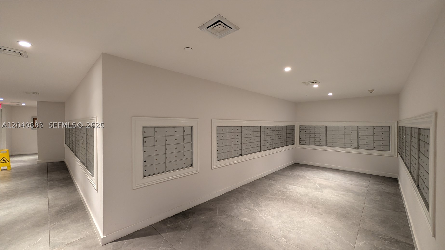 350 S Miami Ave #704, Miami FL 33130