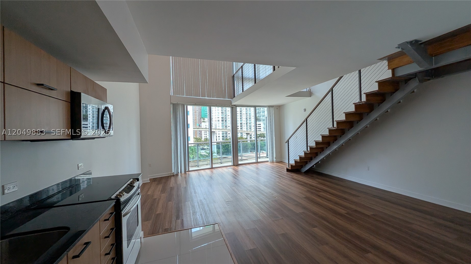 350 S Miami Ave #704, Miami FL 33130