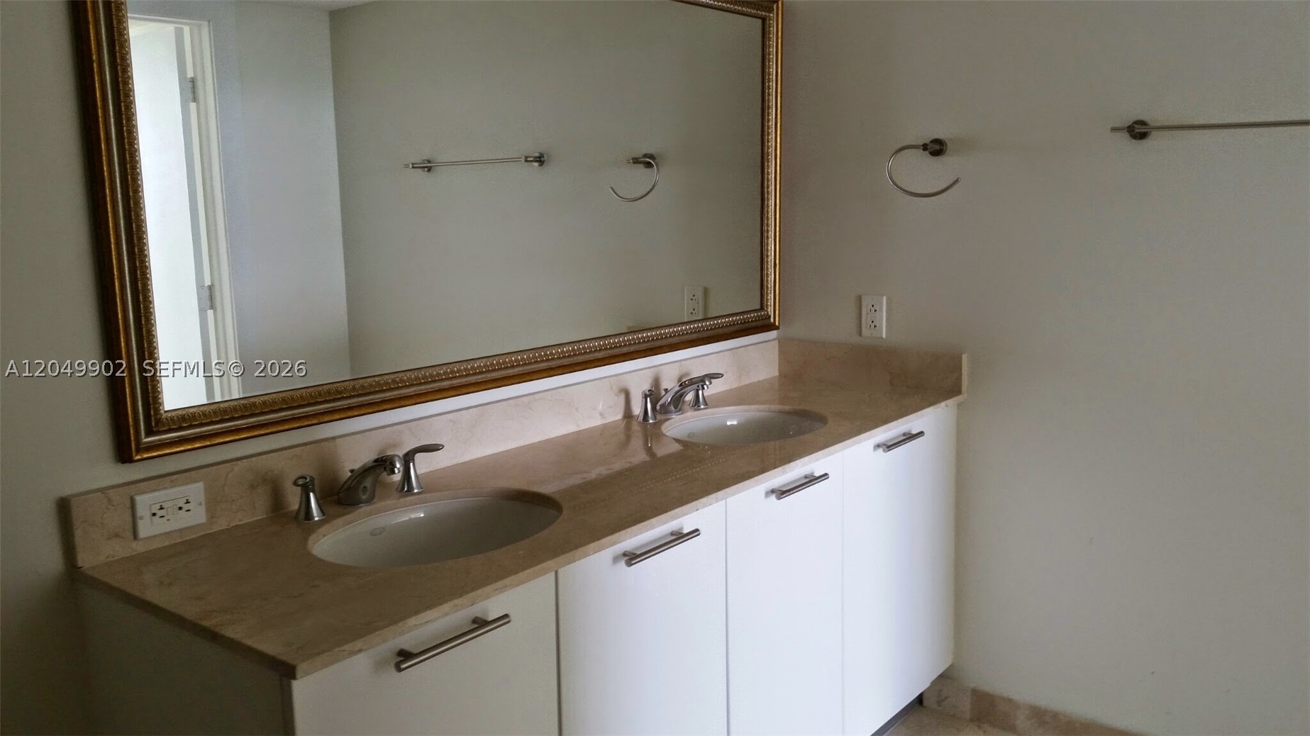 1800 N Bayshore Dr #3310, Miami FL 33132