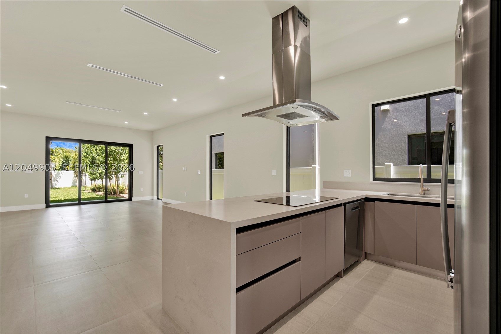 2889 SW 35th Ave #2889, Miami FL 33133