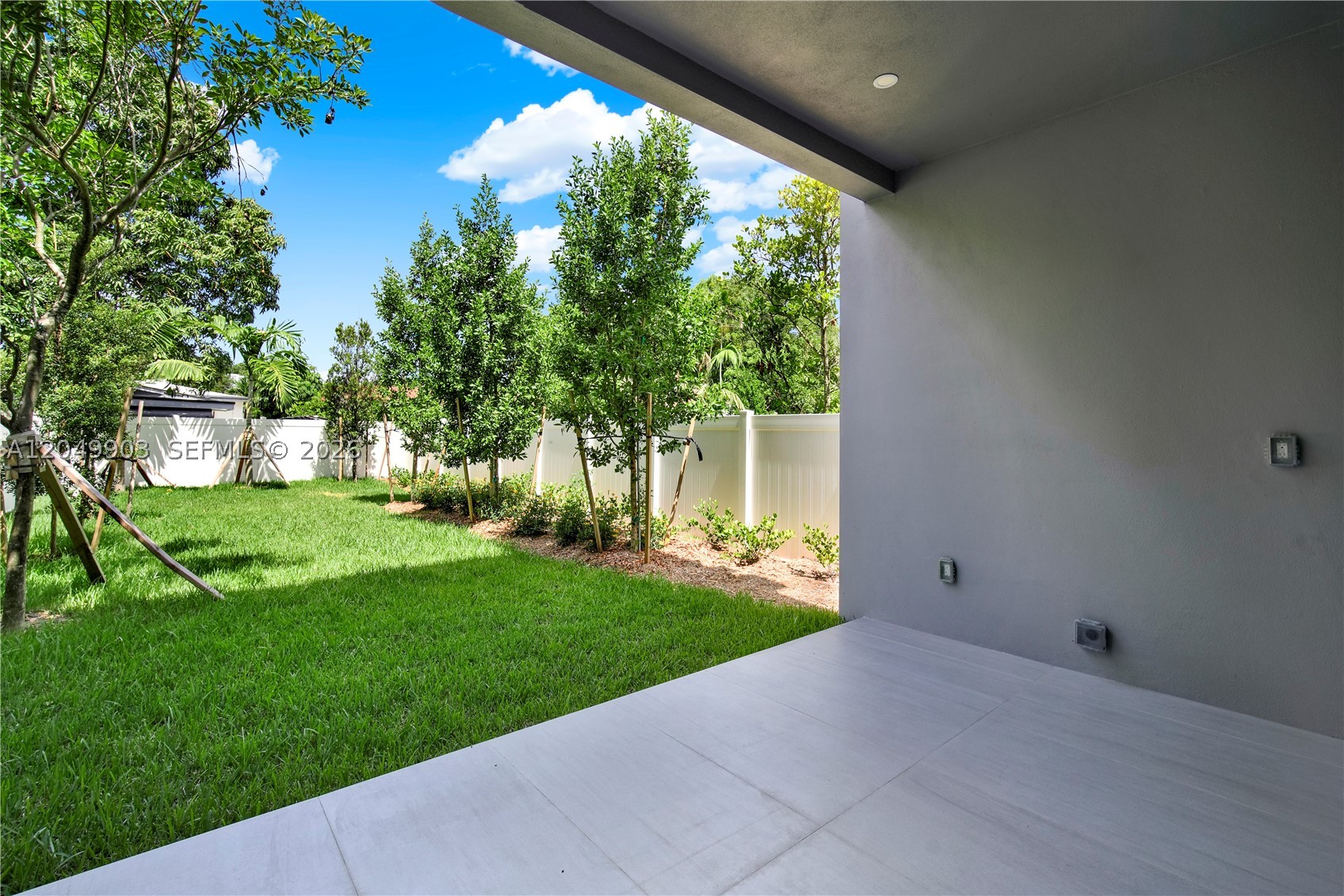 2889 SW 35th Ave #2889, Miami FL 33133