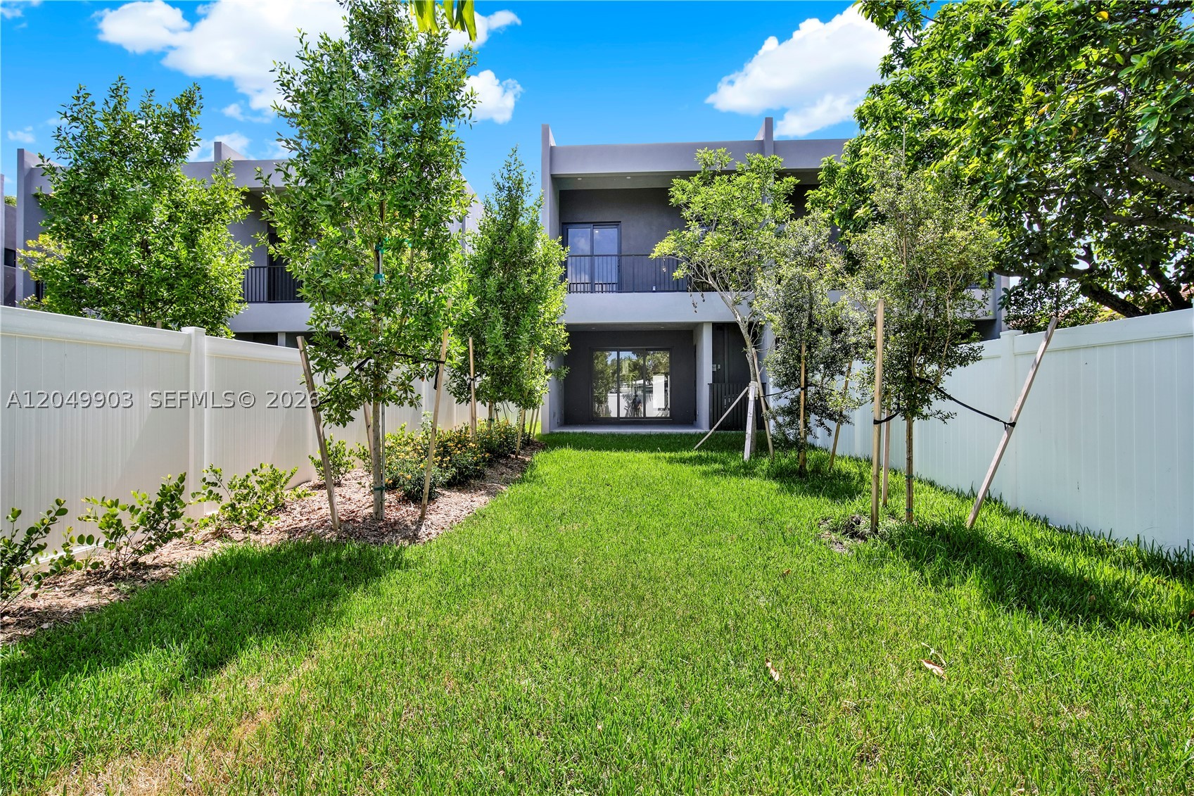 2889 SW 35th Ave #2889, Miami FL 33133