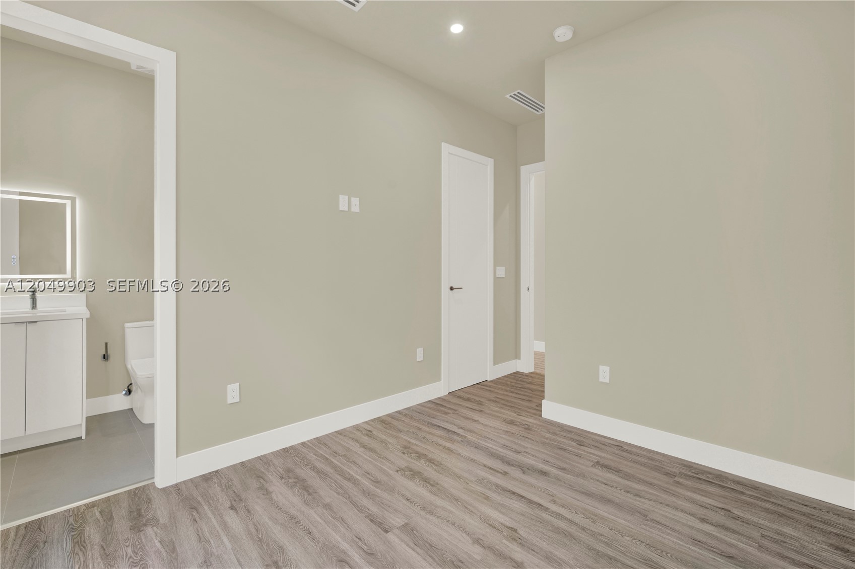 2889 SW 35th Ave #2889, Miami FL 33133
