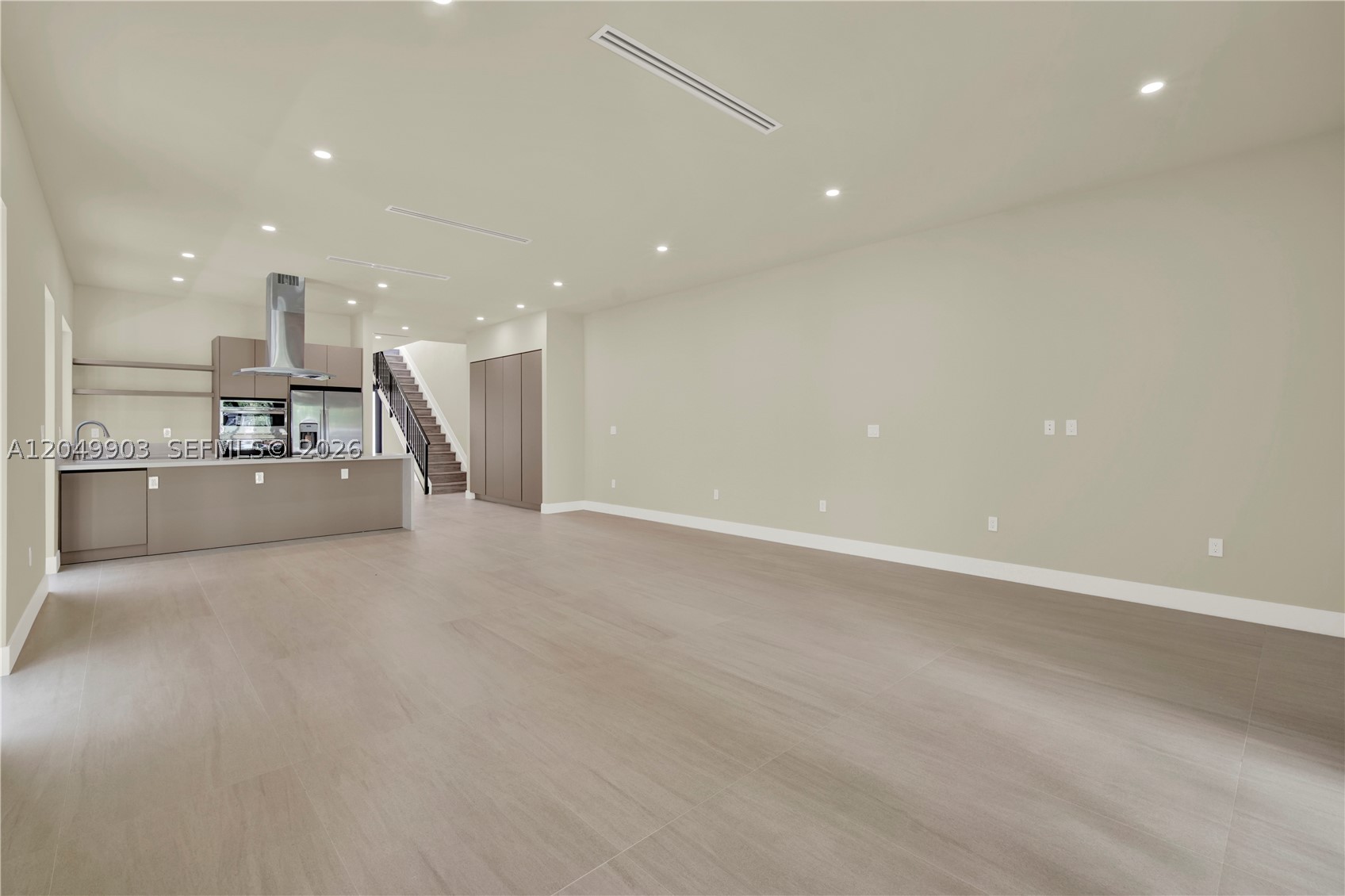2889 SW 35th Ave #2889, Miami FL 33133