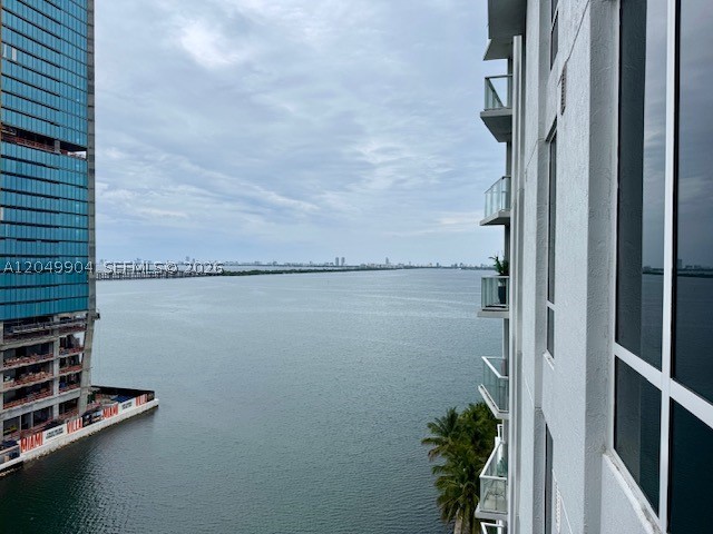 601 NE 27th St #1205, Miami FL 33137
