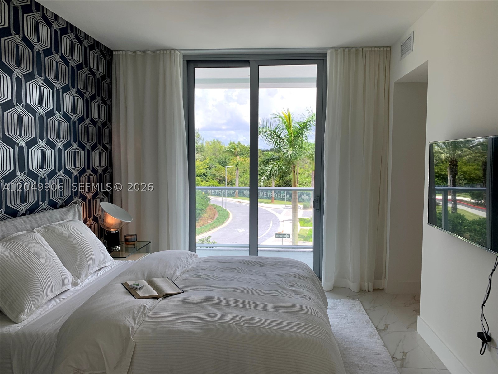2000 W Metropica Way #1603, Sunrise FL 33323
