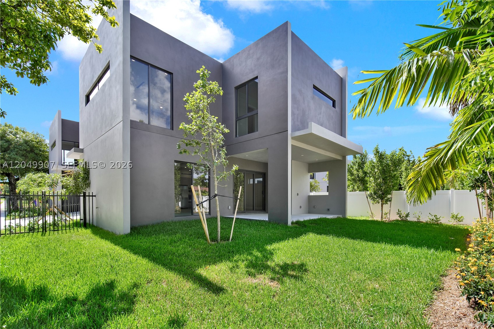 3437 SW 29th St #3437, Miami FL 33133