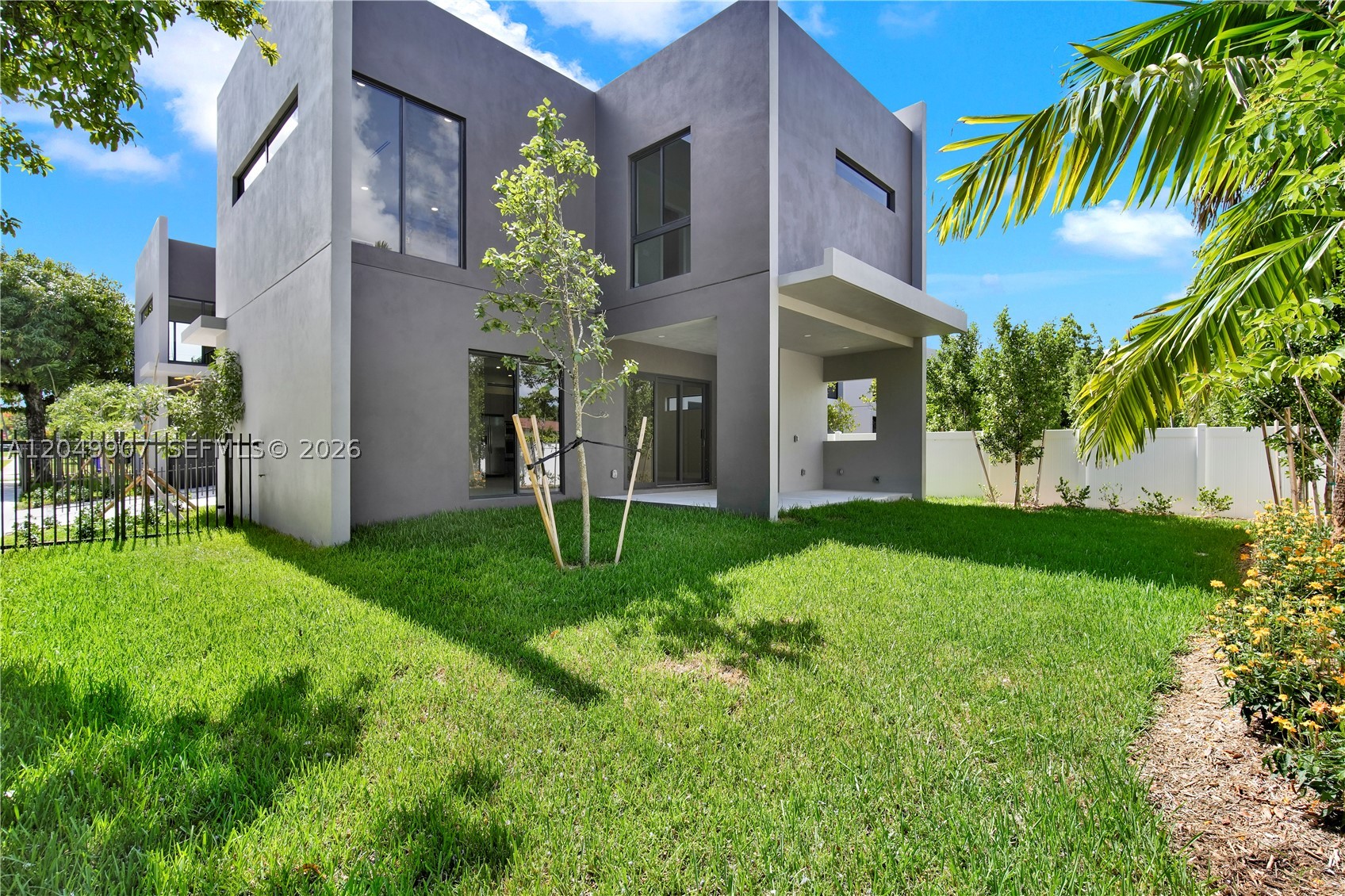3437 SW 29th St #3437, Miami FL 33133