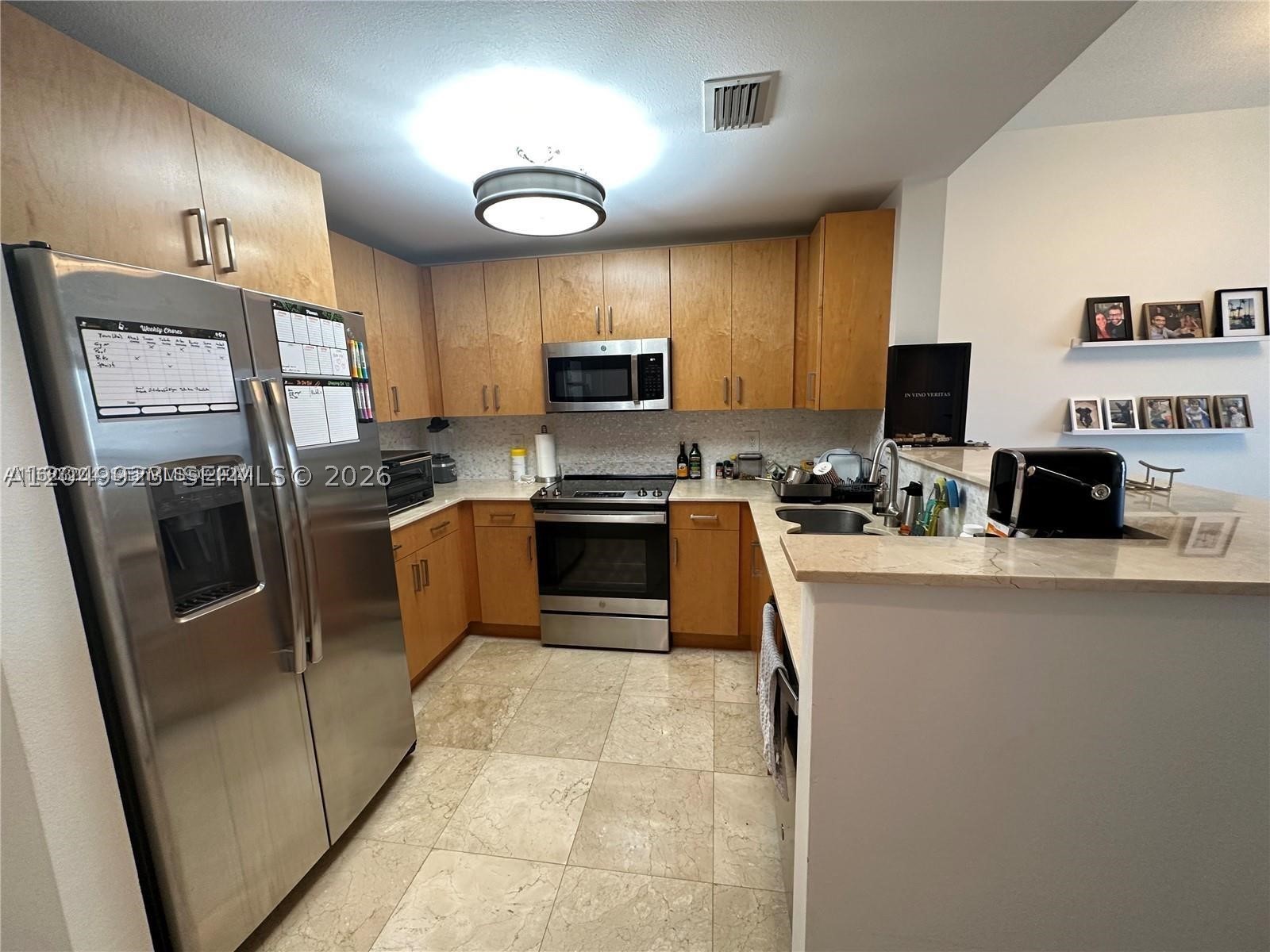 10 Aragon Ave #1113, Coral Gables FL 33134