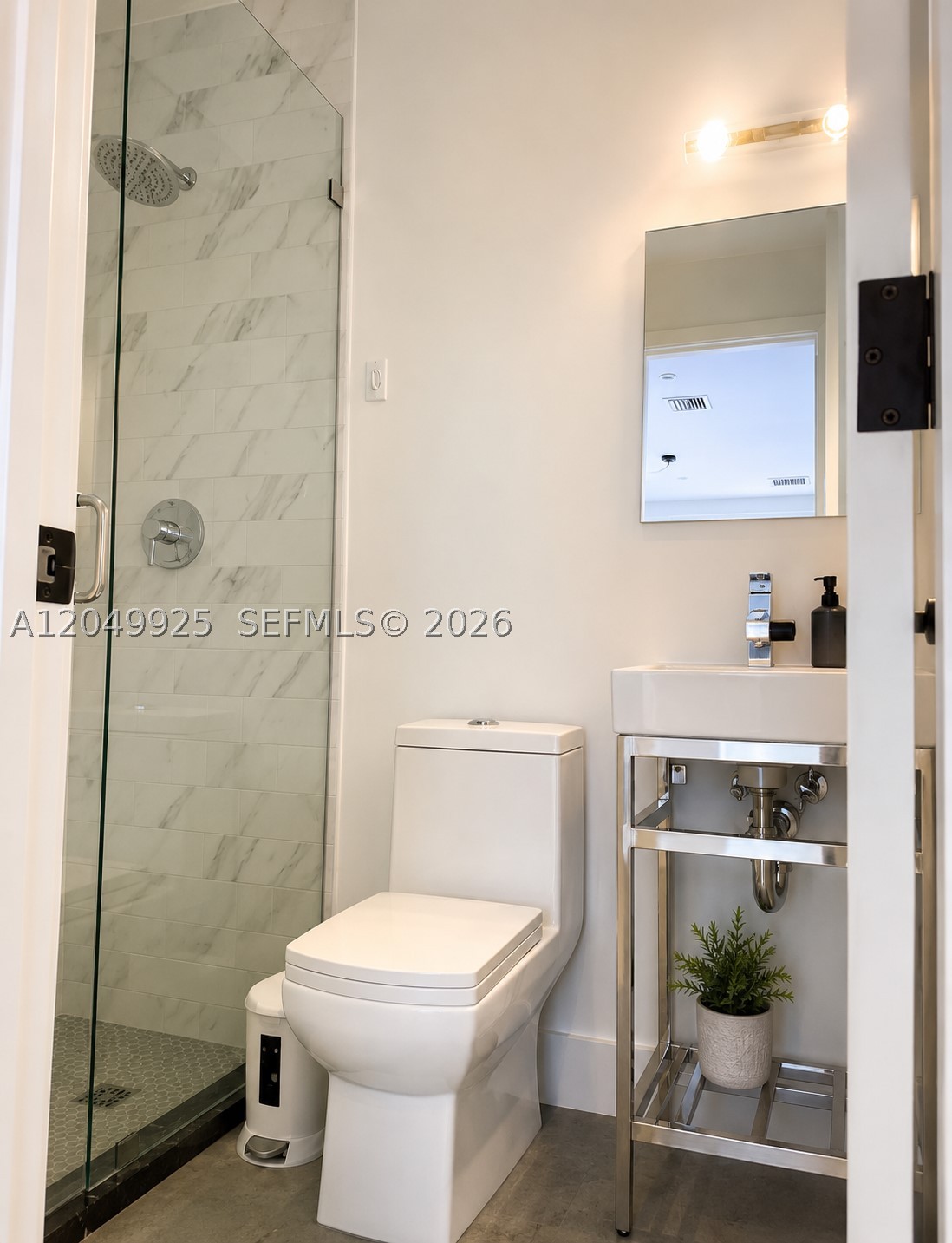 145 NW 40 St, Miami FL 33127