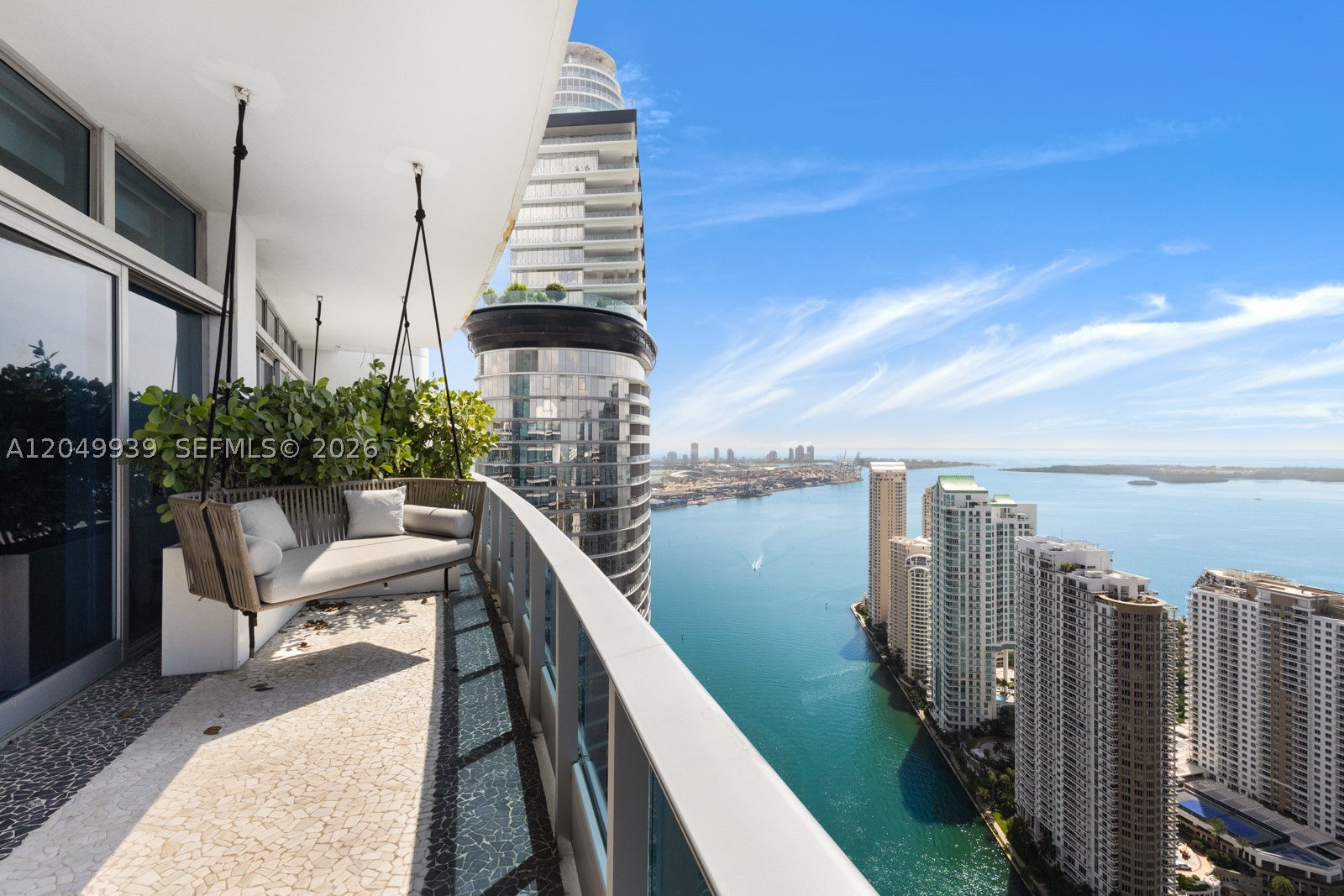 200 Biscayne Boulevard Way #PH-5404, Miami FL 33131