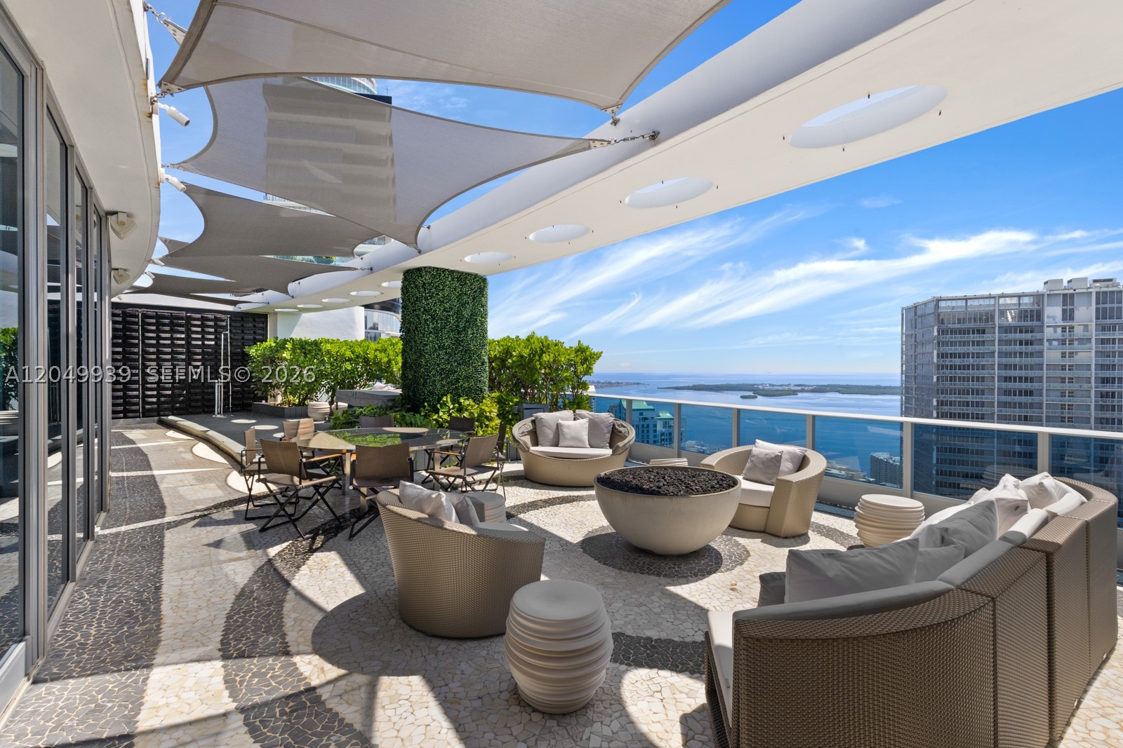 200 Biscayne Boulevard Way #PH-5404, Miami FL 33131
