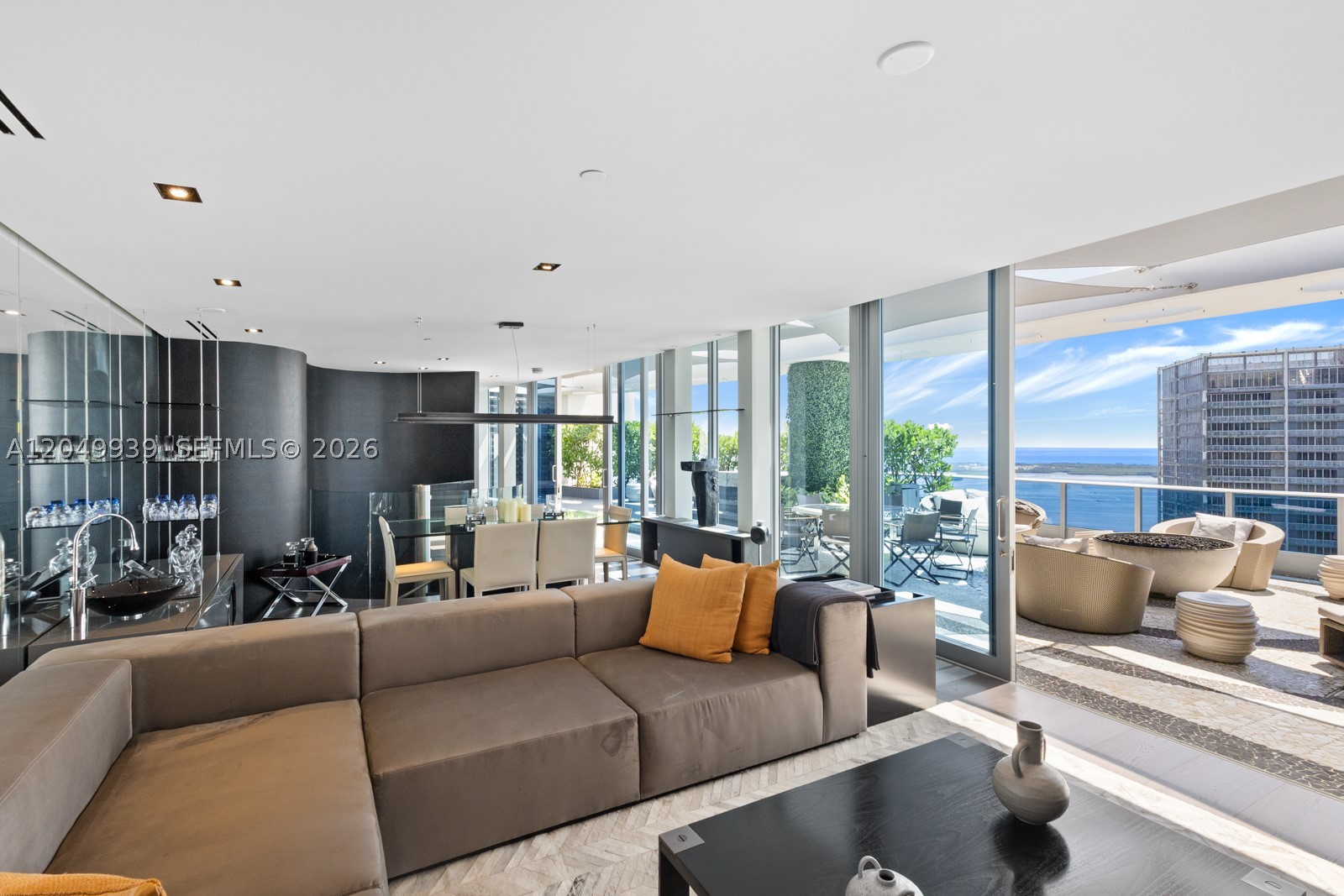 200 Biscayne Boulevard Way #PH-5404, Miami FL 33131