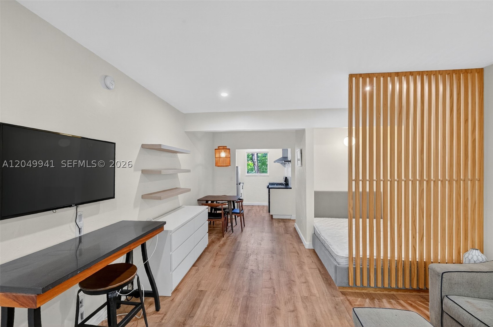 428 Collins Ave #10, Miami Beach FL 33139