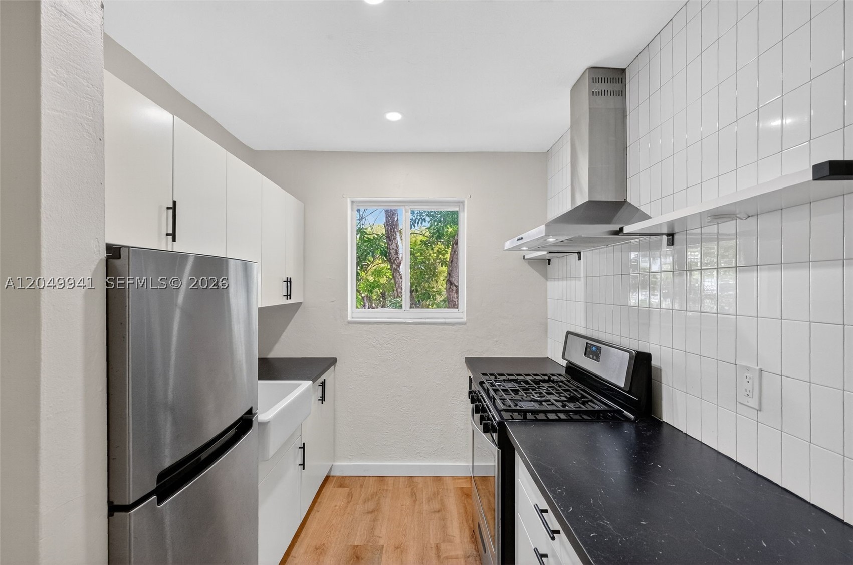 428 Collins Ave #10, Miami Beach FL 33139