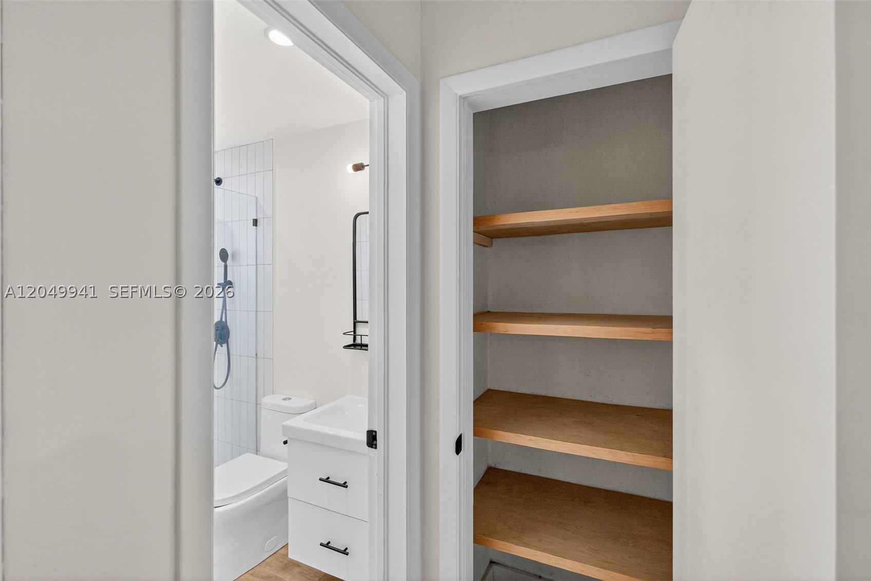 428 Collins Ave #10, Miami Beach FL 33139