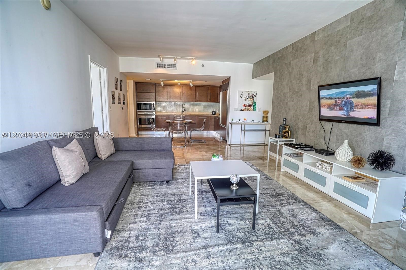485 Brickell Ave #1701, Miami FL 33131