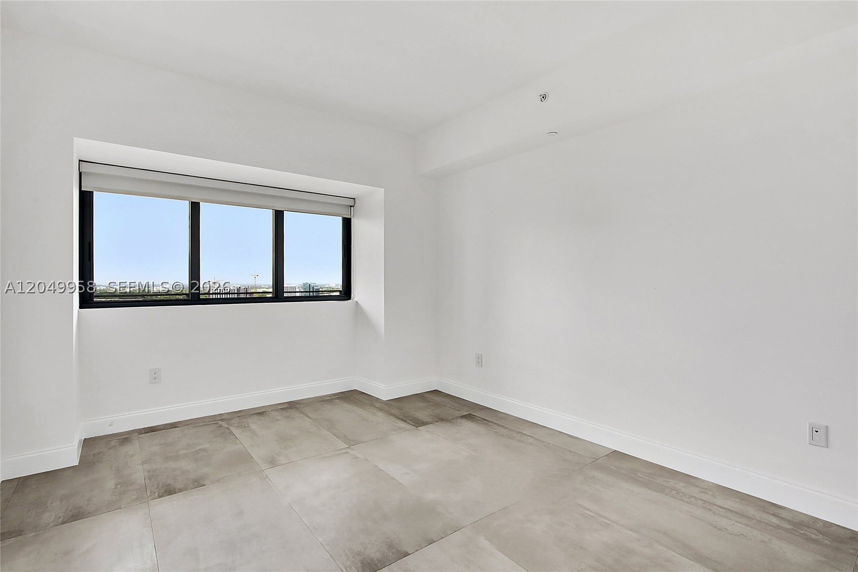 650 NE 32nd St #1903, Miami FL 33137