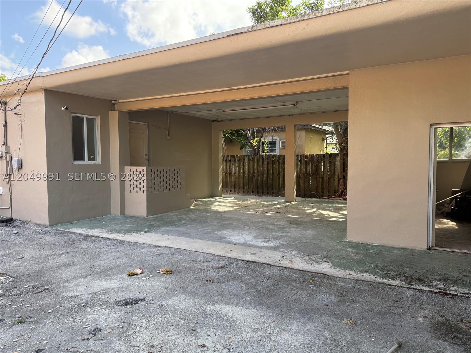 757 NW 47th St, Miami FL 33127