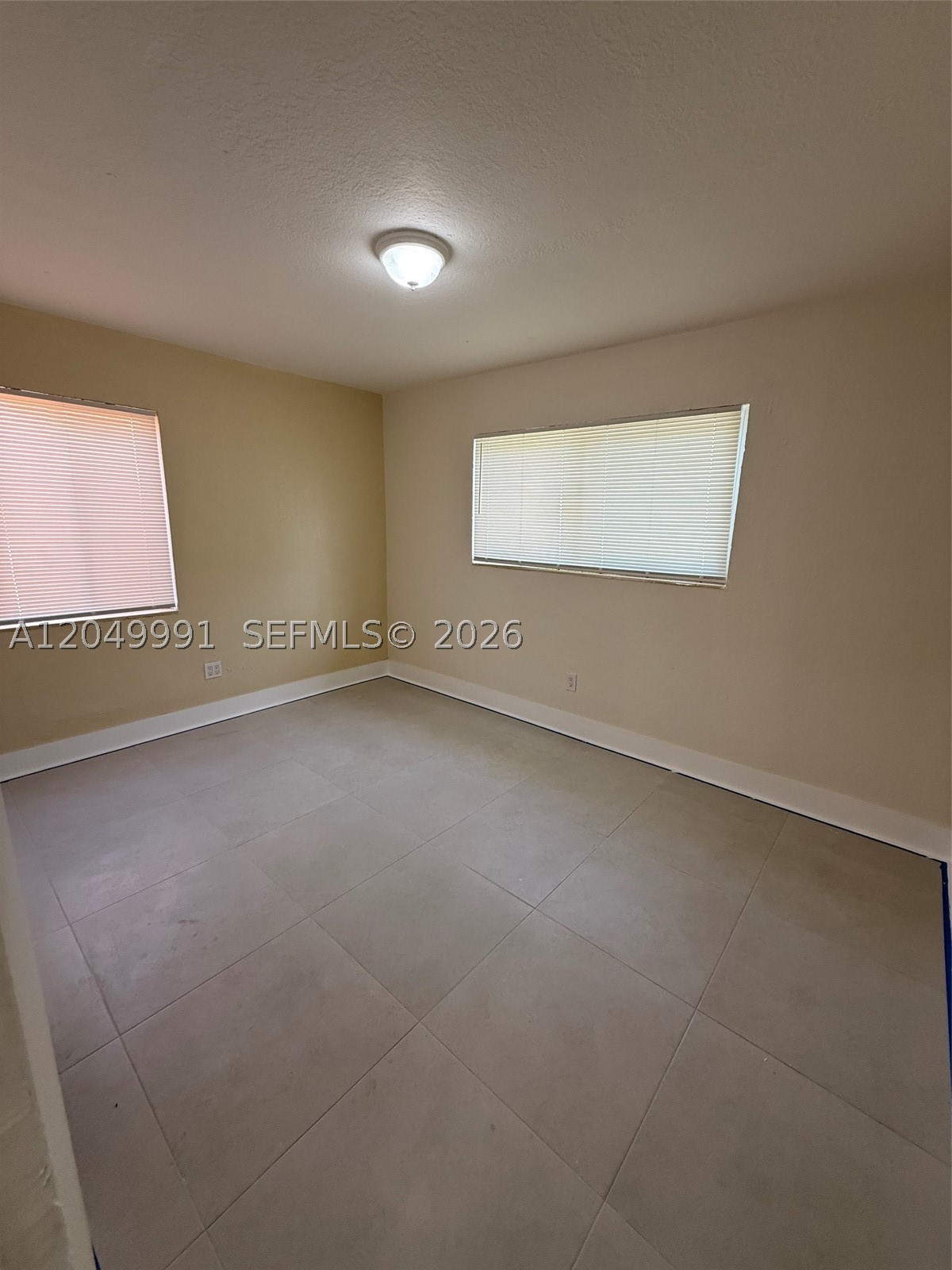757 NW 47th St, Miami FL 33127