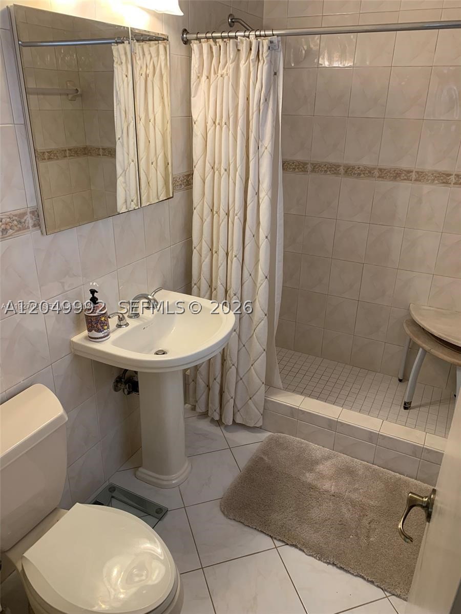 333 NE 102nd St, Miami Shores FL 33138