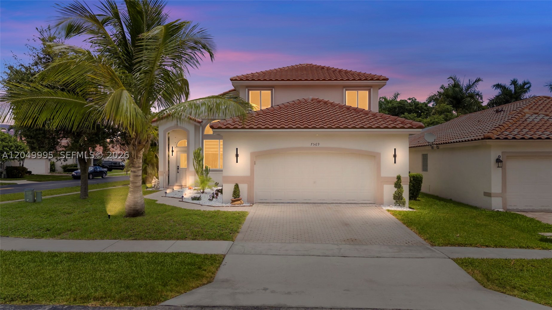 7569 Parkside Ln, Margate FL 33063
