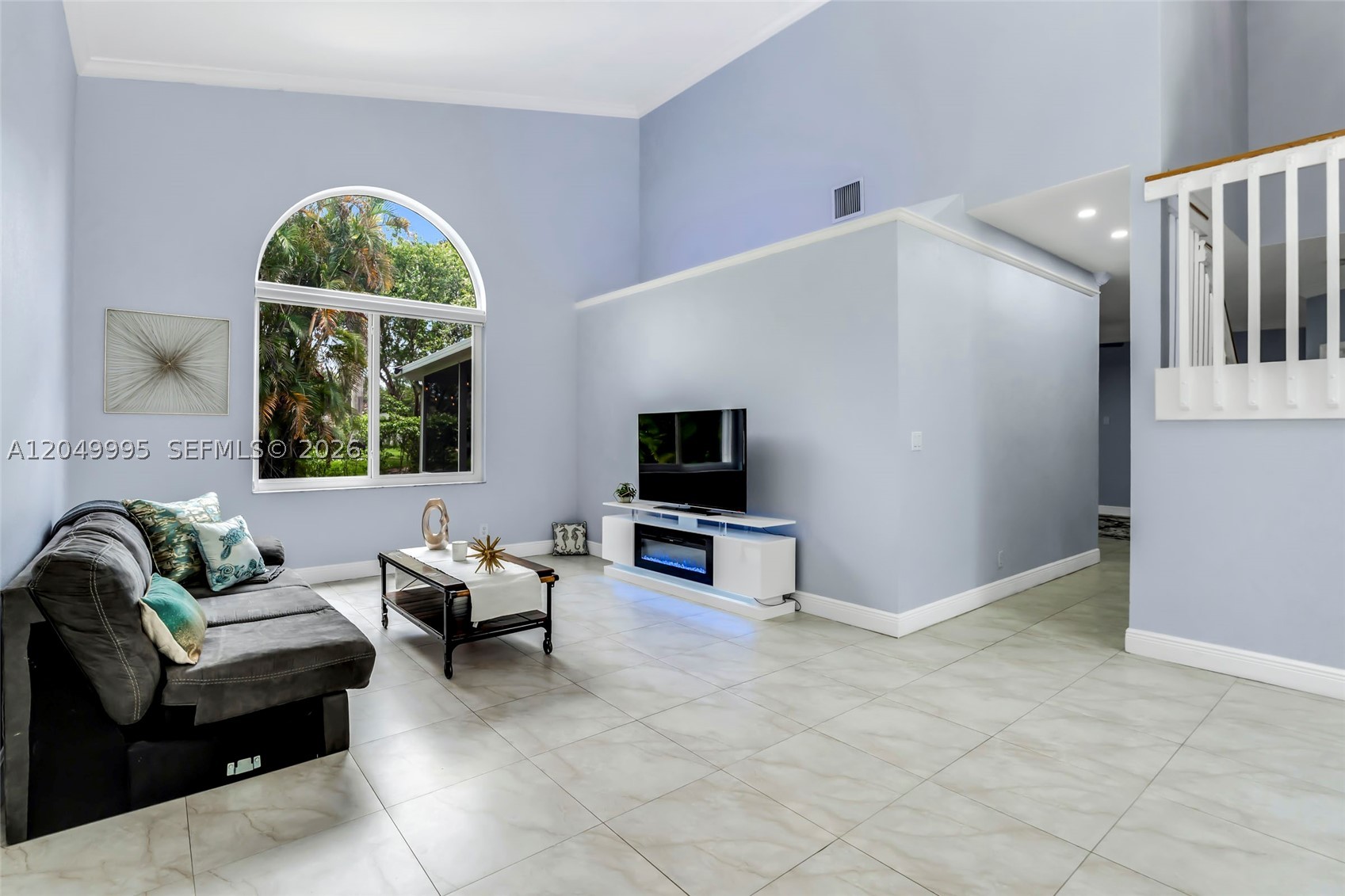 7569 Parkside Ln, Margate FL 33063