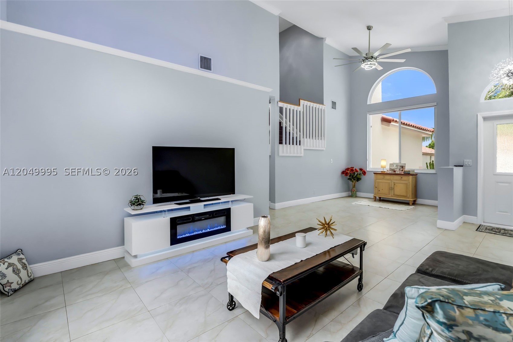 7569 Parkside Ln, Margate FL 33063