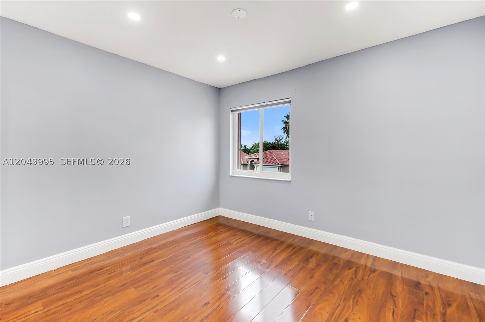 7569 Parkside Ln, Margate FL 33063