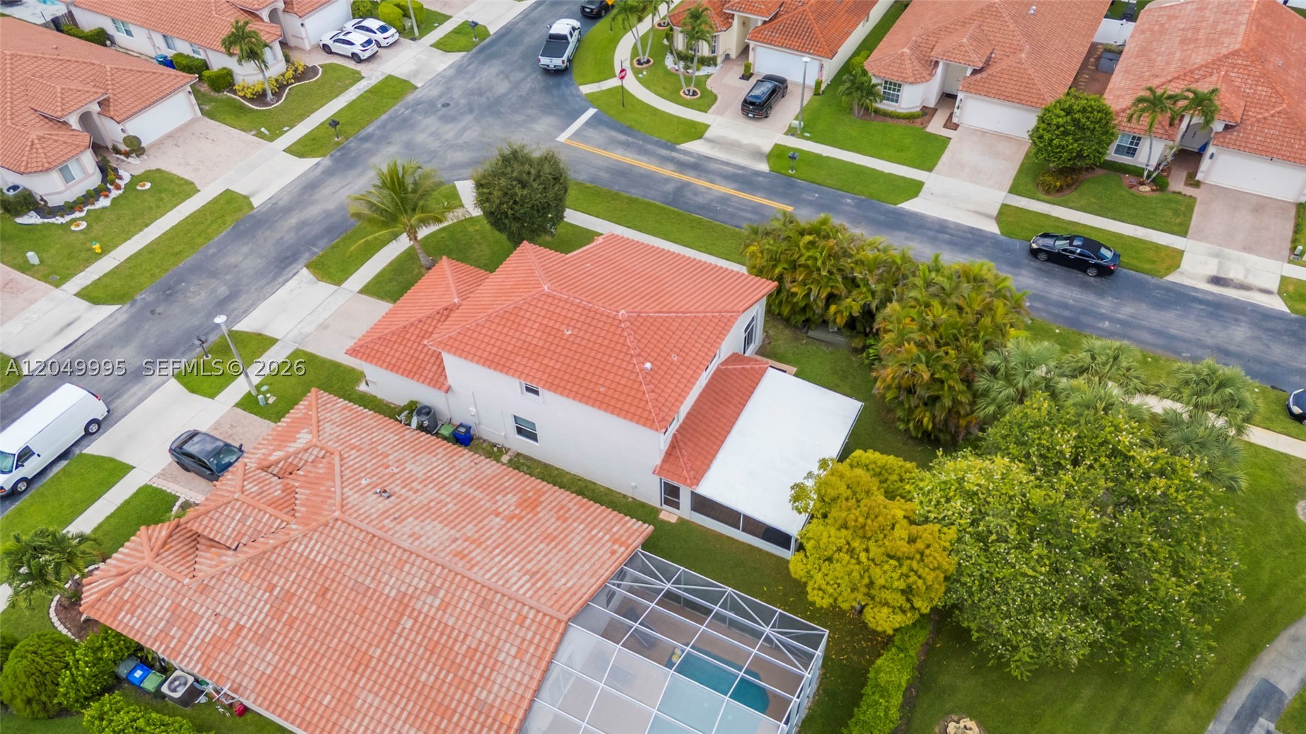 7569 Parkside Ln, Margate FL 33063