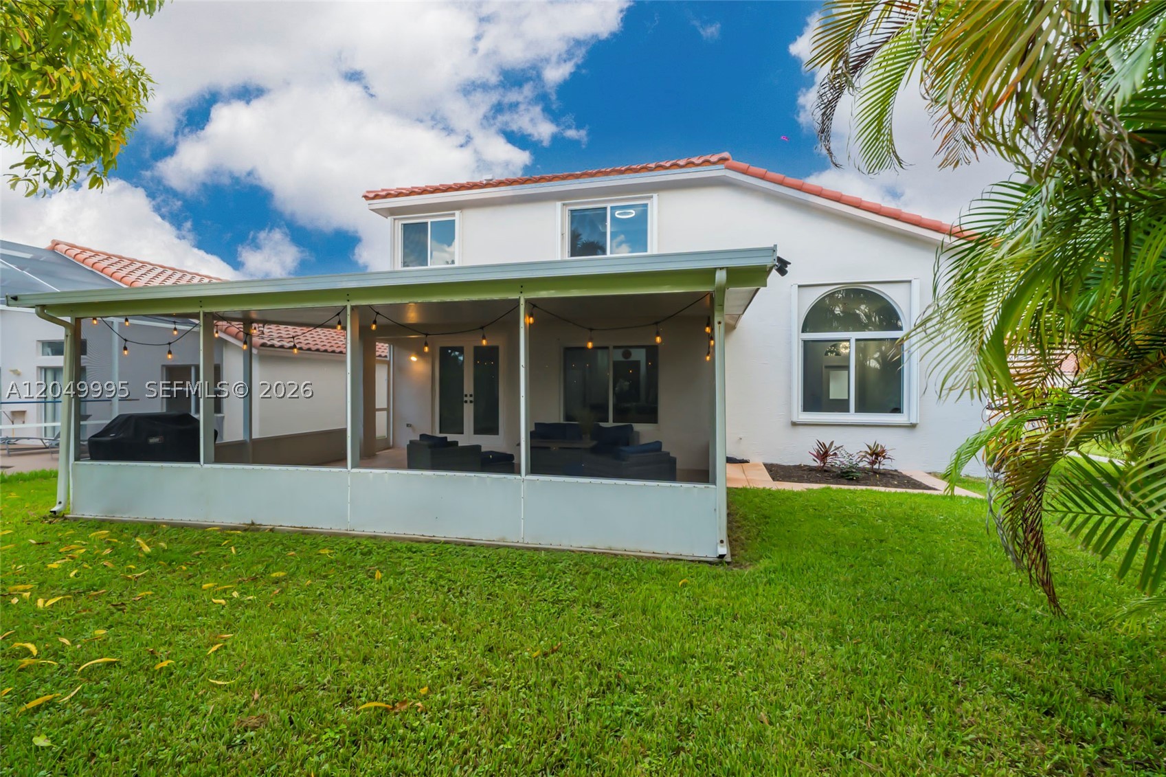 7569 Parkside Ln, Margate FL 33063