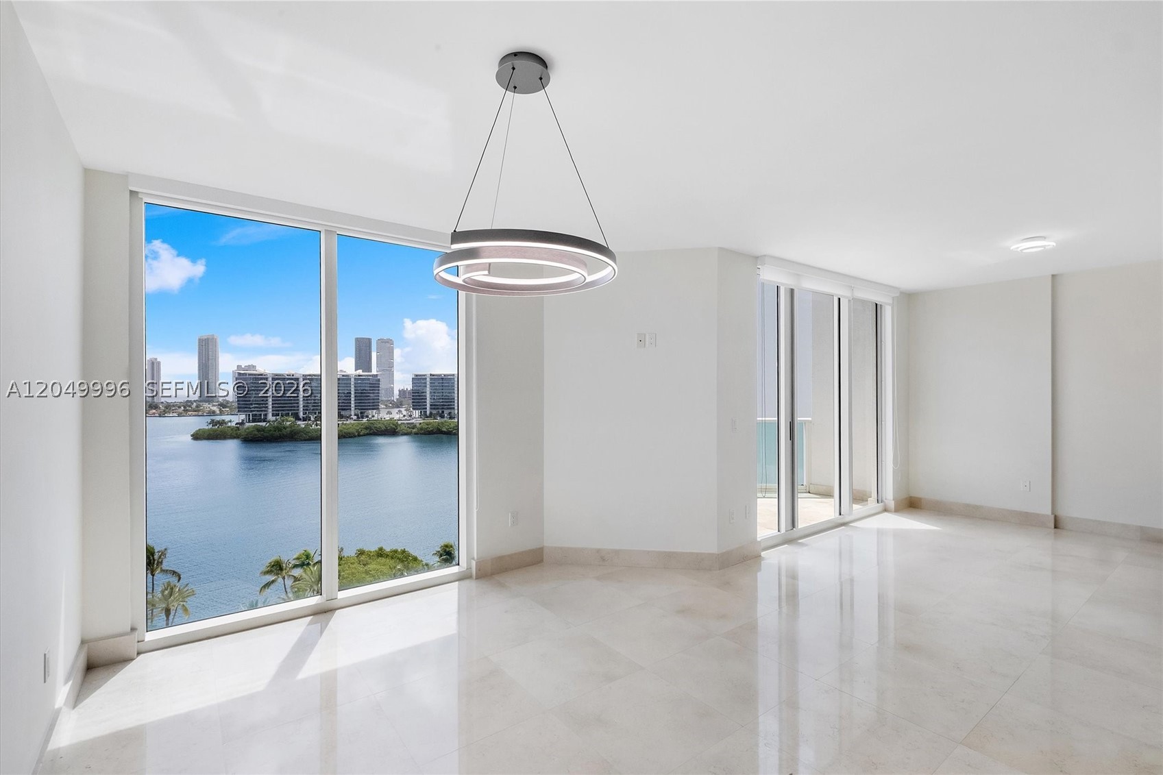 3301 NE 183rd St #1402, Aventura FL 33160
