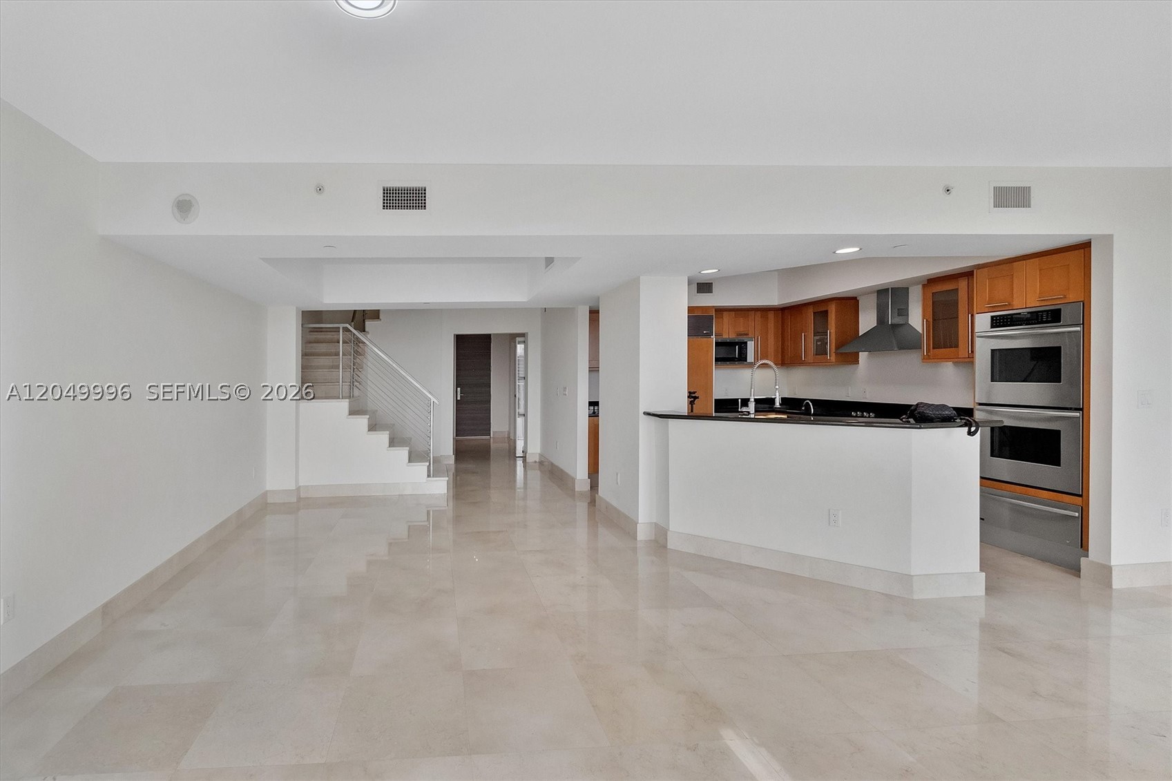 3301 NE 183rd St #1402, Aventura FL 33160