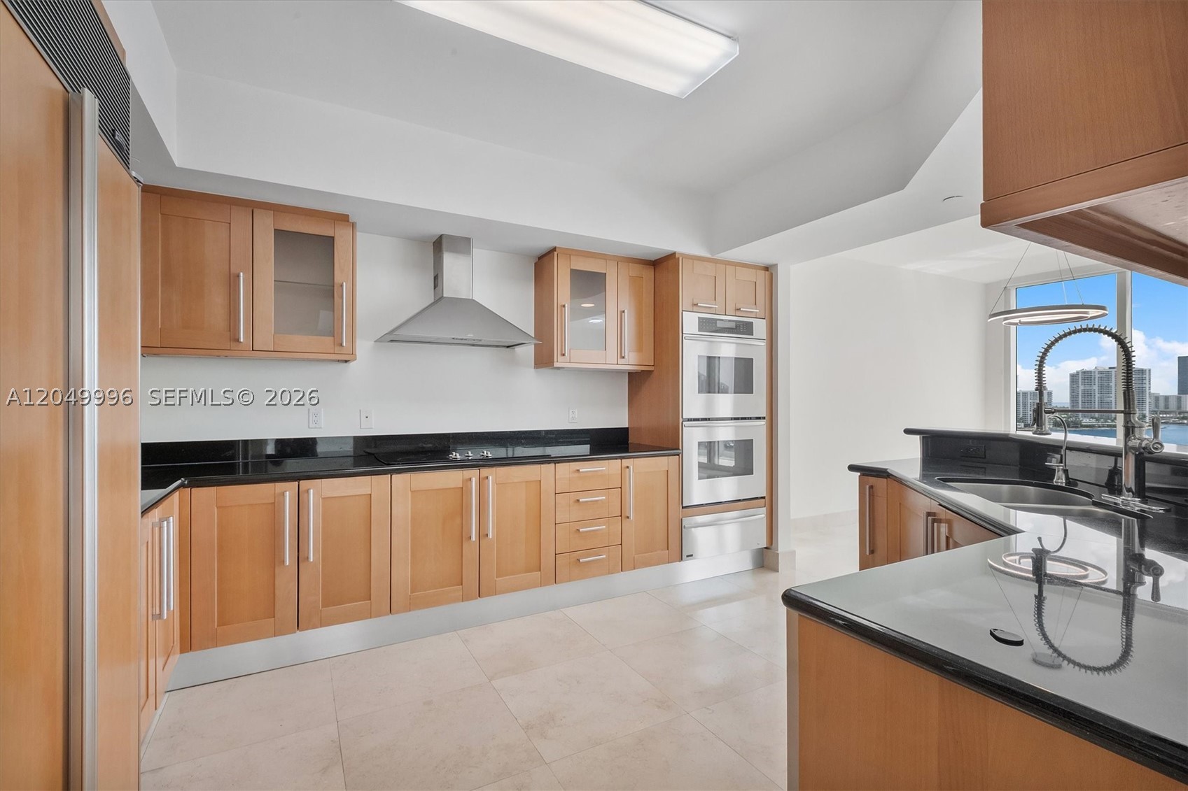 3301 NE 183rd St #1402, Aventura FL 33160