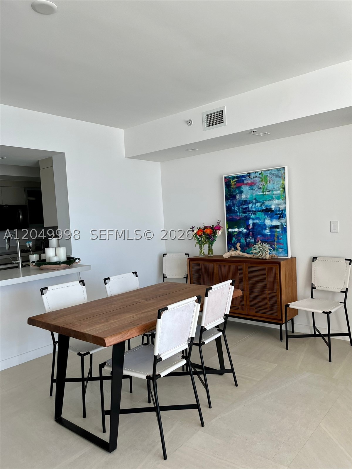 335 S Biscayne Blvd #4207, Miami FL 33131