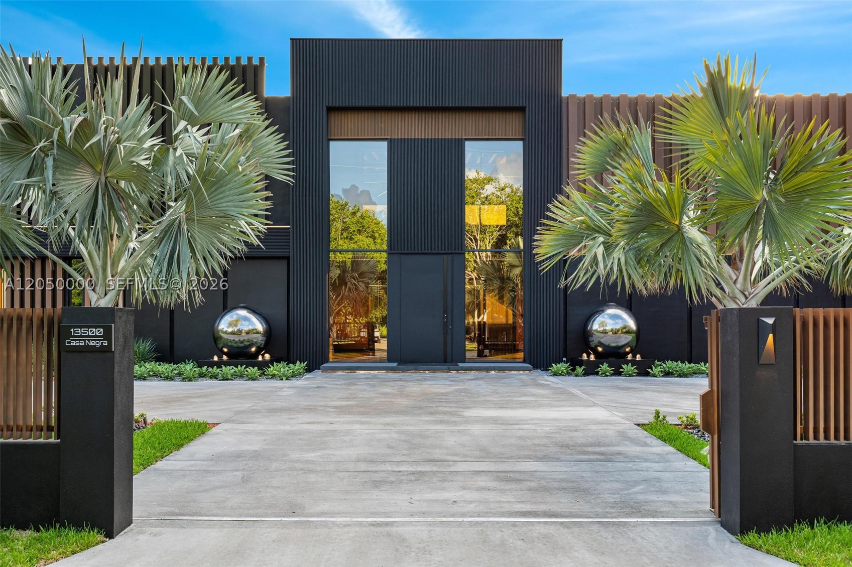 13500 SW 69th Ave, Pinecrest FL 33156