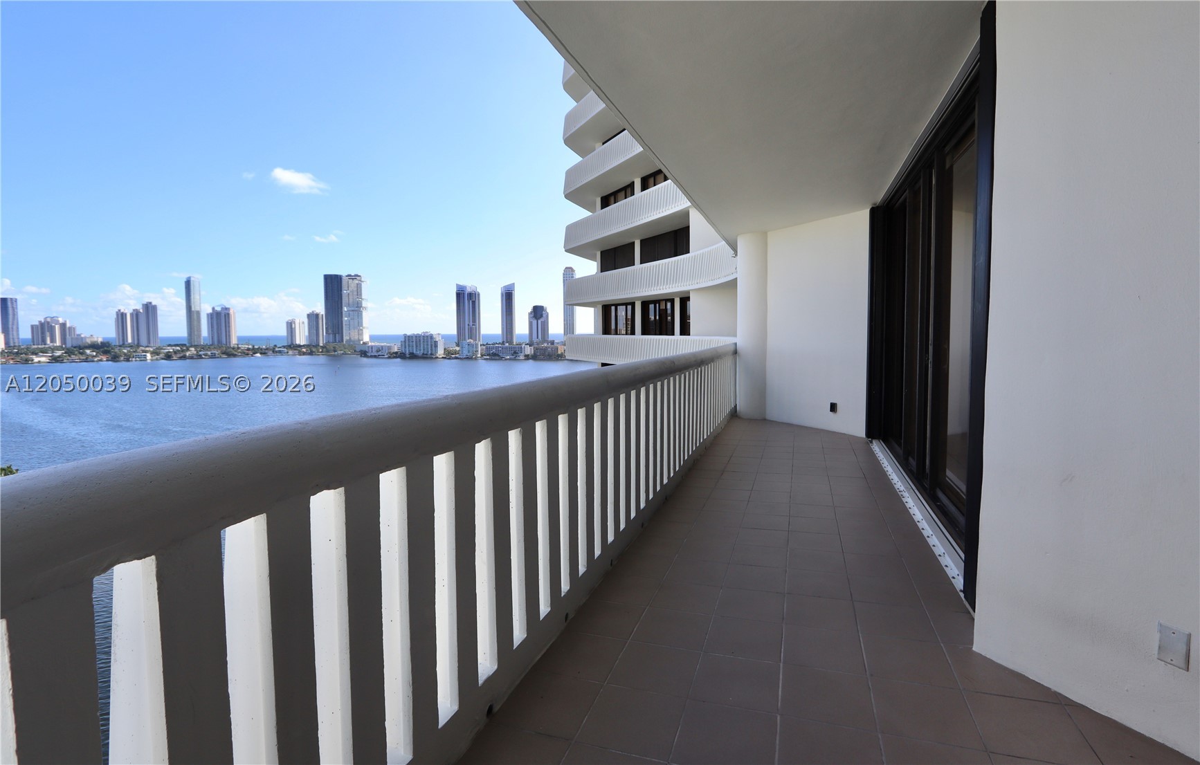 3000 Island Blvd #1603, Aventura FL 33160