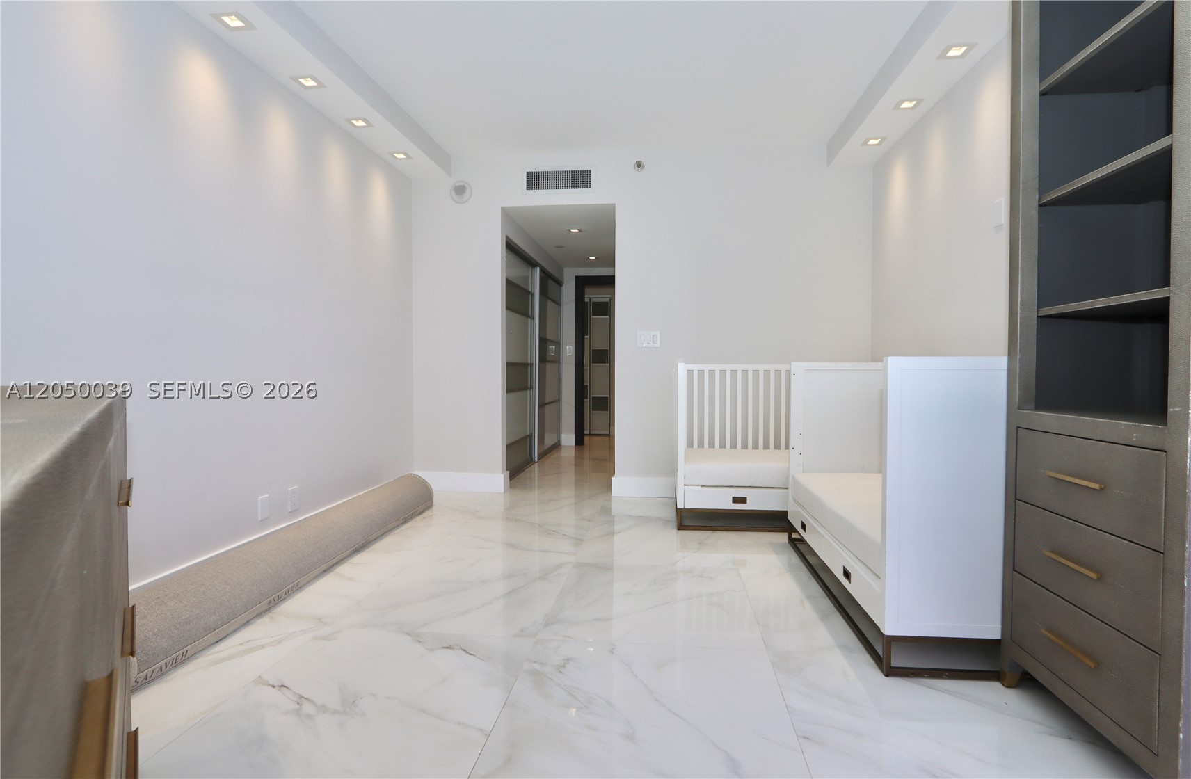 3000 Island Blvd #1603, Aventura FL 33160