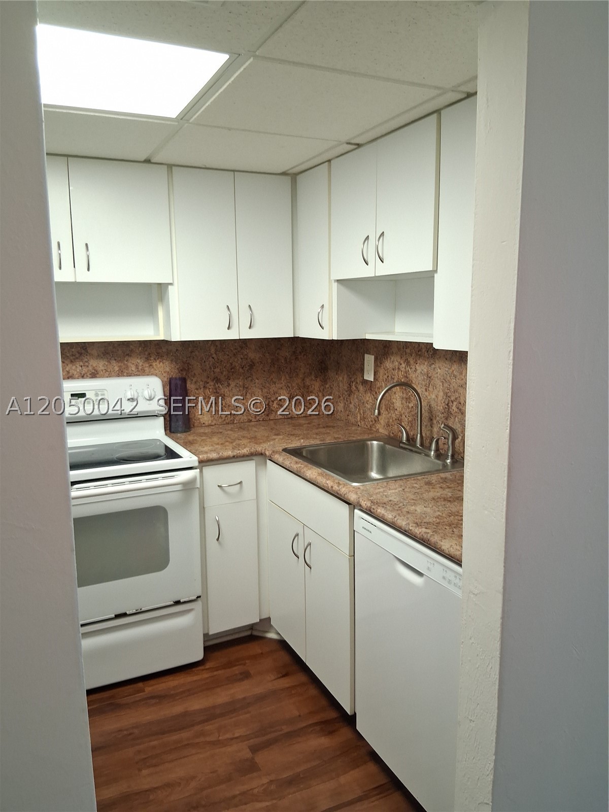 8315 SW 72nd Ave #303B, Miami FL 33143