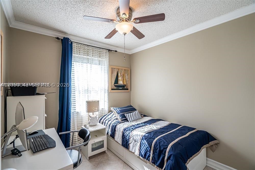 221 Waterside Dr #221, Hypoluxo FL 33462