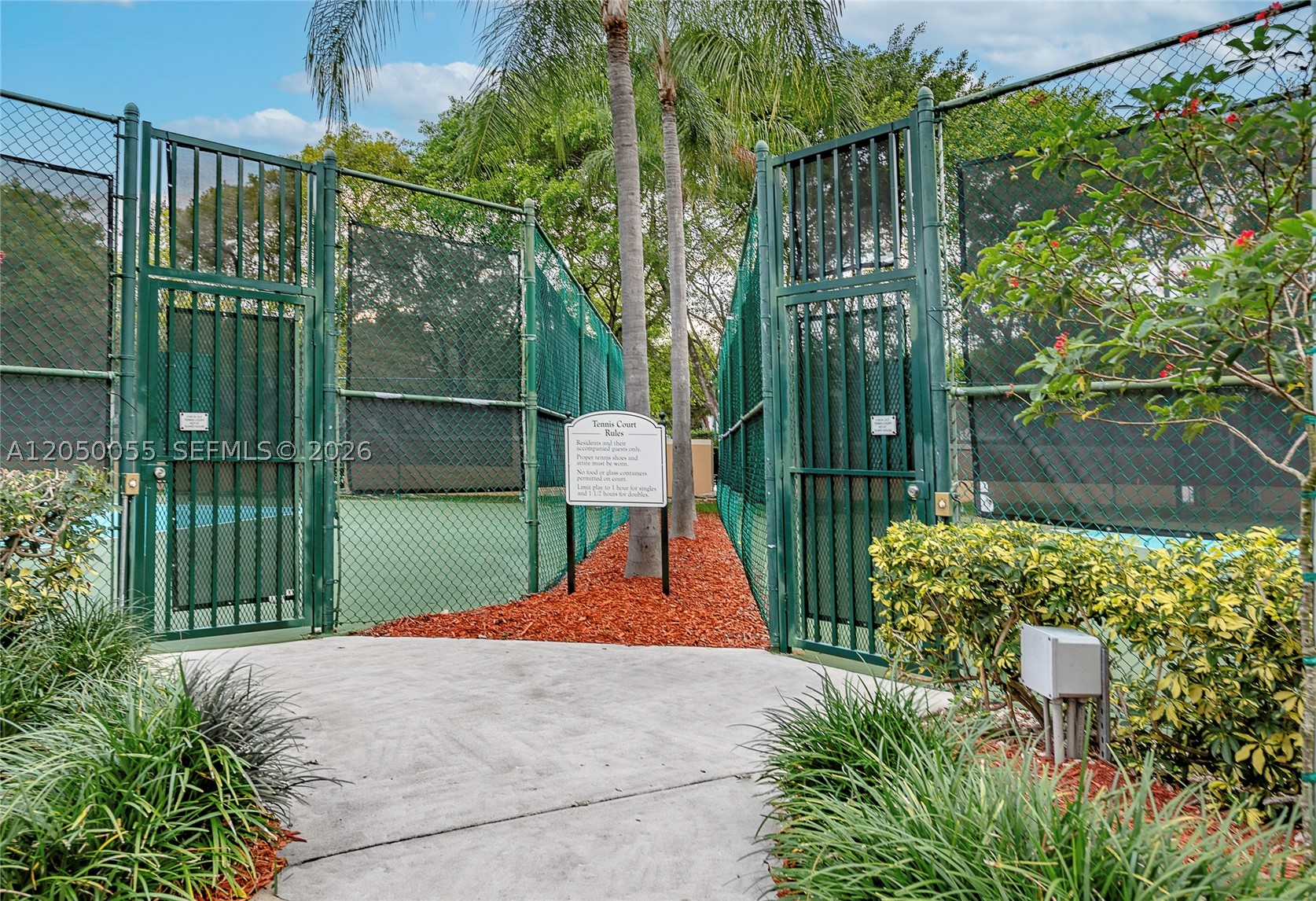 19555 E Country Club Dr #8405, Aventura FL 33180