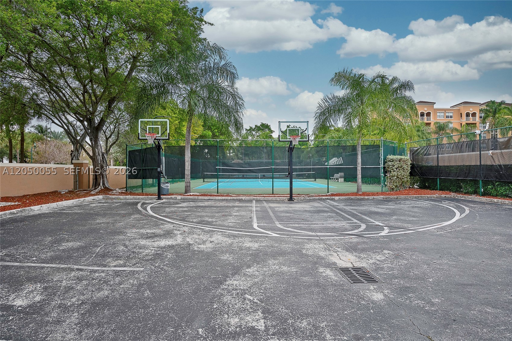 19555 E Country Club Dr #8405, Aventura FL 33180