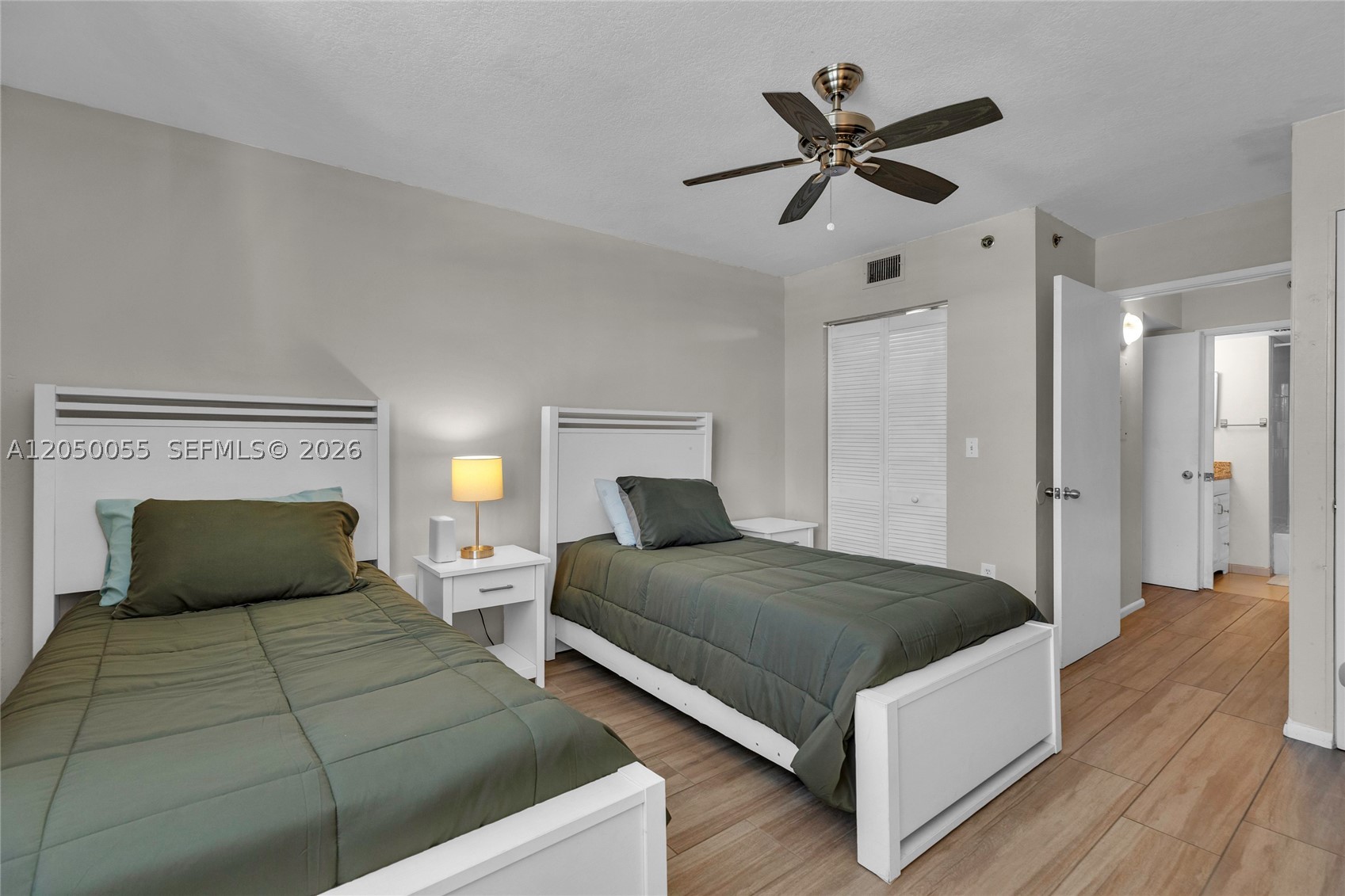 19555 E Country Club Dr #8405, Aventura FL 33180