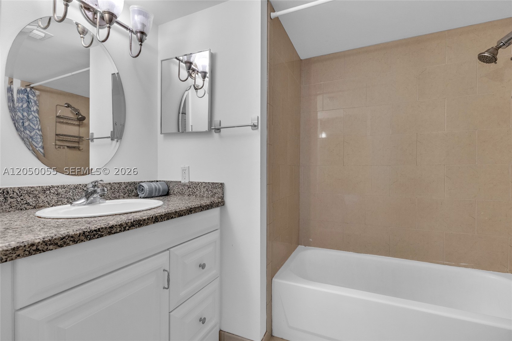 19555 E Country Club Dr #8405, Aventura FL 33180