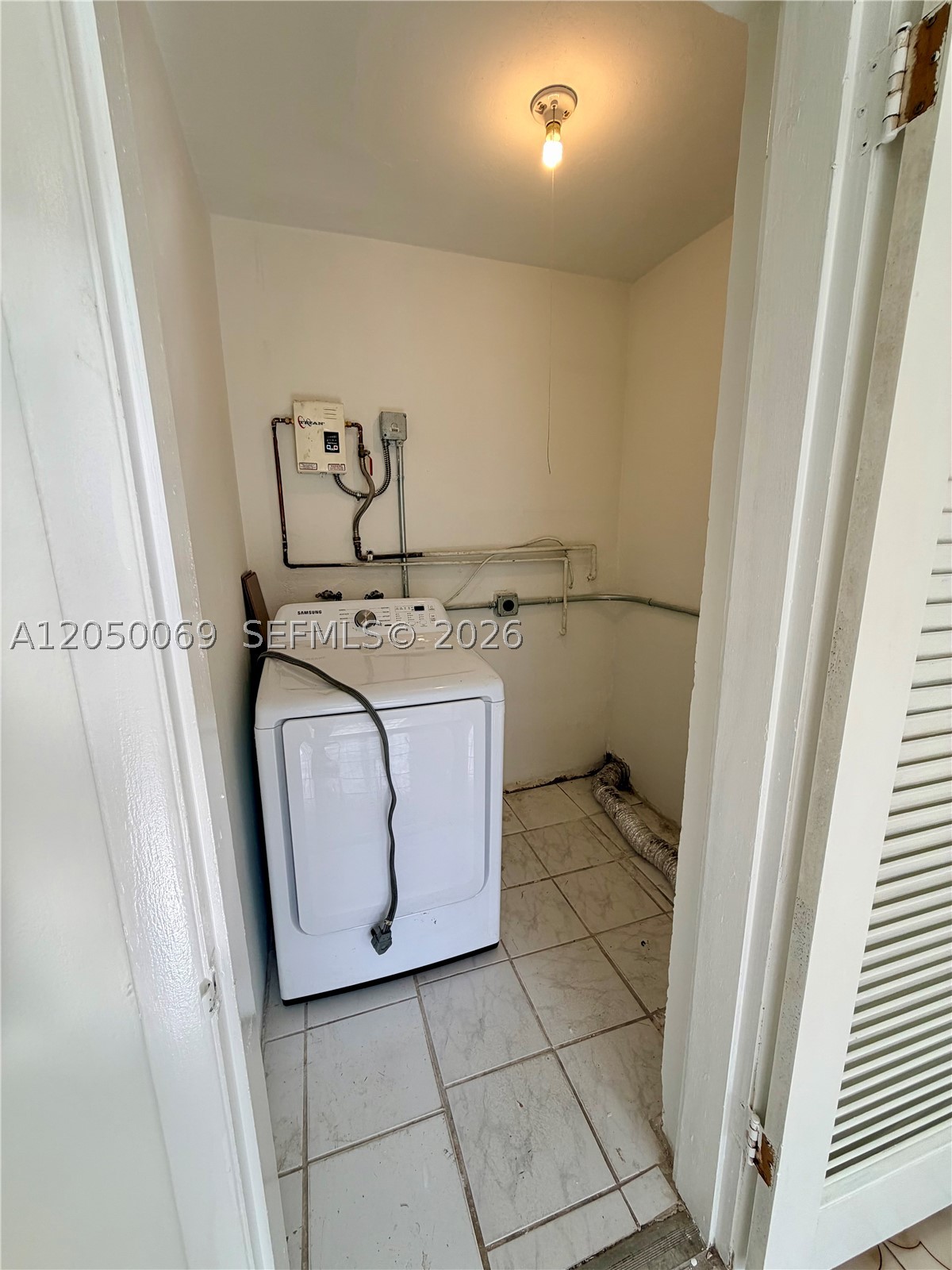 341 Aladdin St, Opa Locka FL 33054