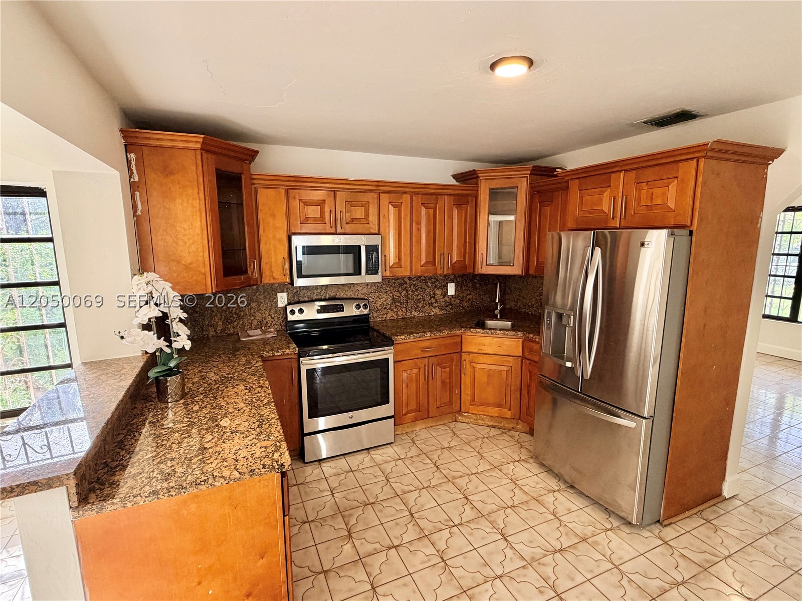 341 Aladdin St, Opa Locka FL 33054