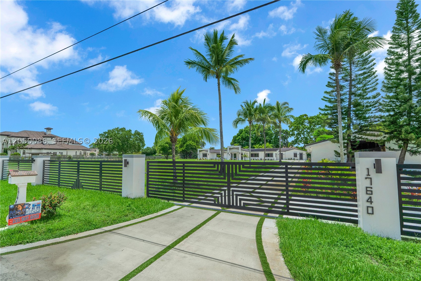 17640 SW 52nd Ct, Southwest Ranches FL 33331