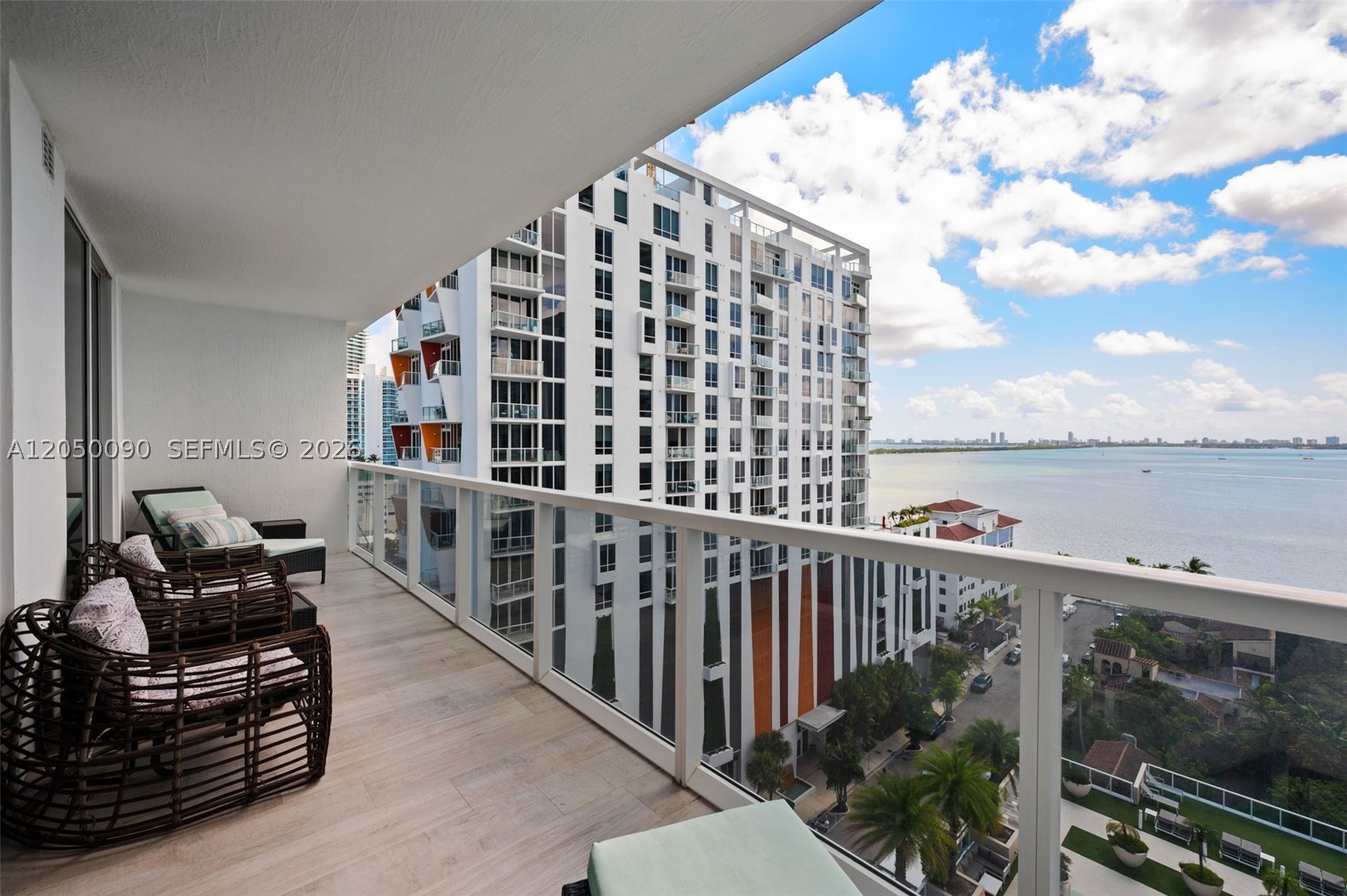 600 NE 27th St #1402, Miami FL 33137