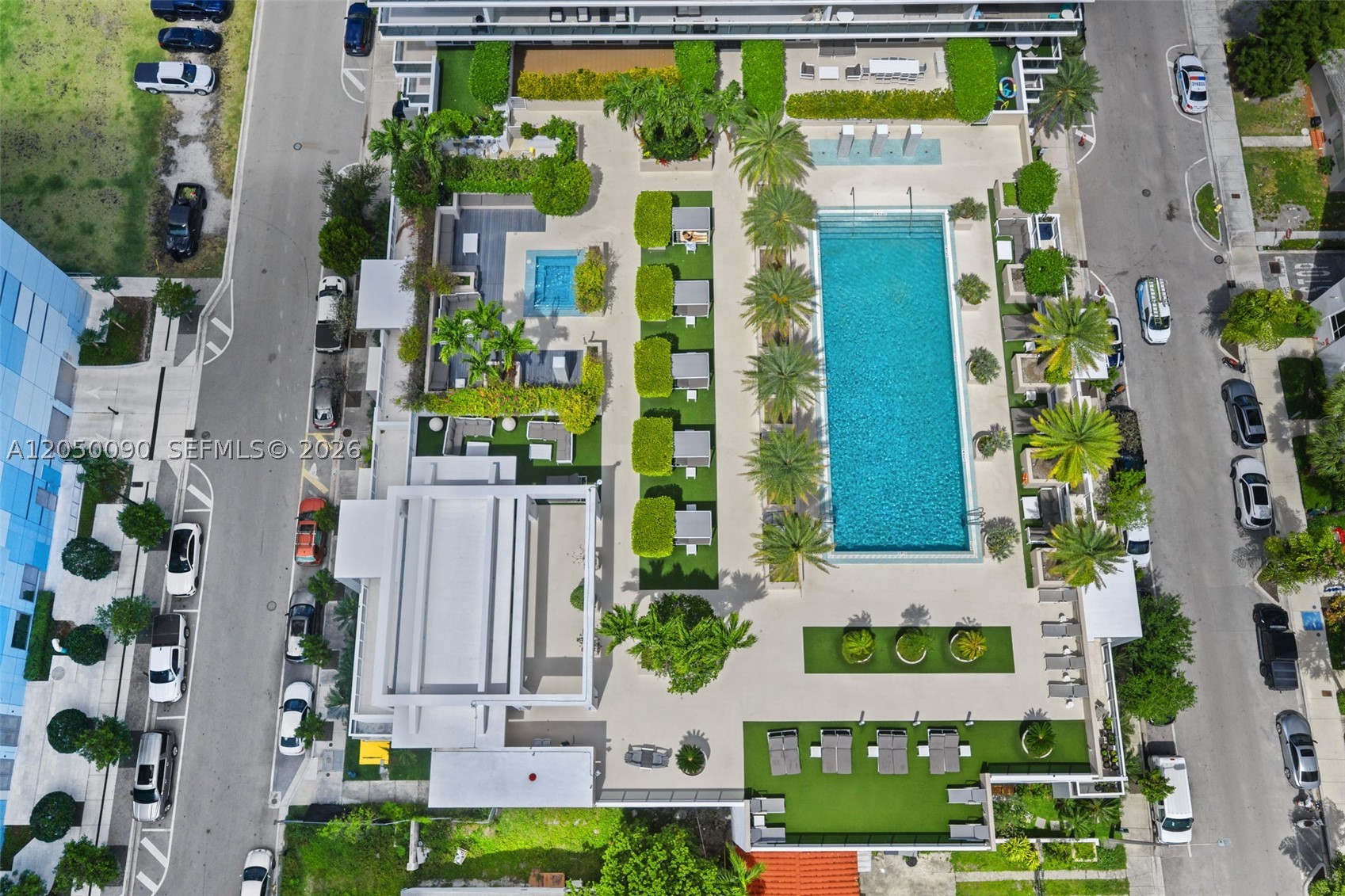 600 NE 27th St #1402, Miami FL 33137